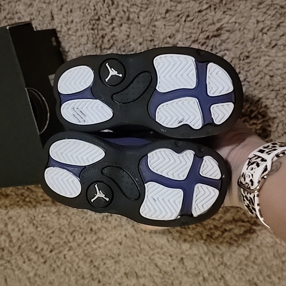 Jordan Retro 13 Purple & Black Sz 6c - Picture 4 of 6